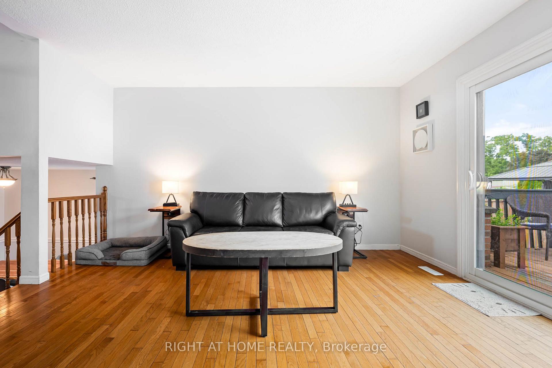 Photo 17 of 136 Elderwood Place, Brampton, Brampton North — HOMEH