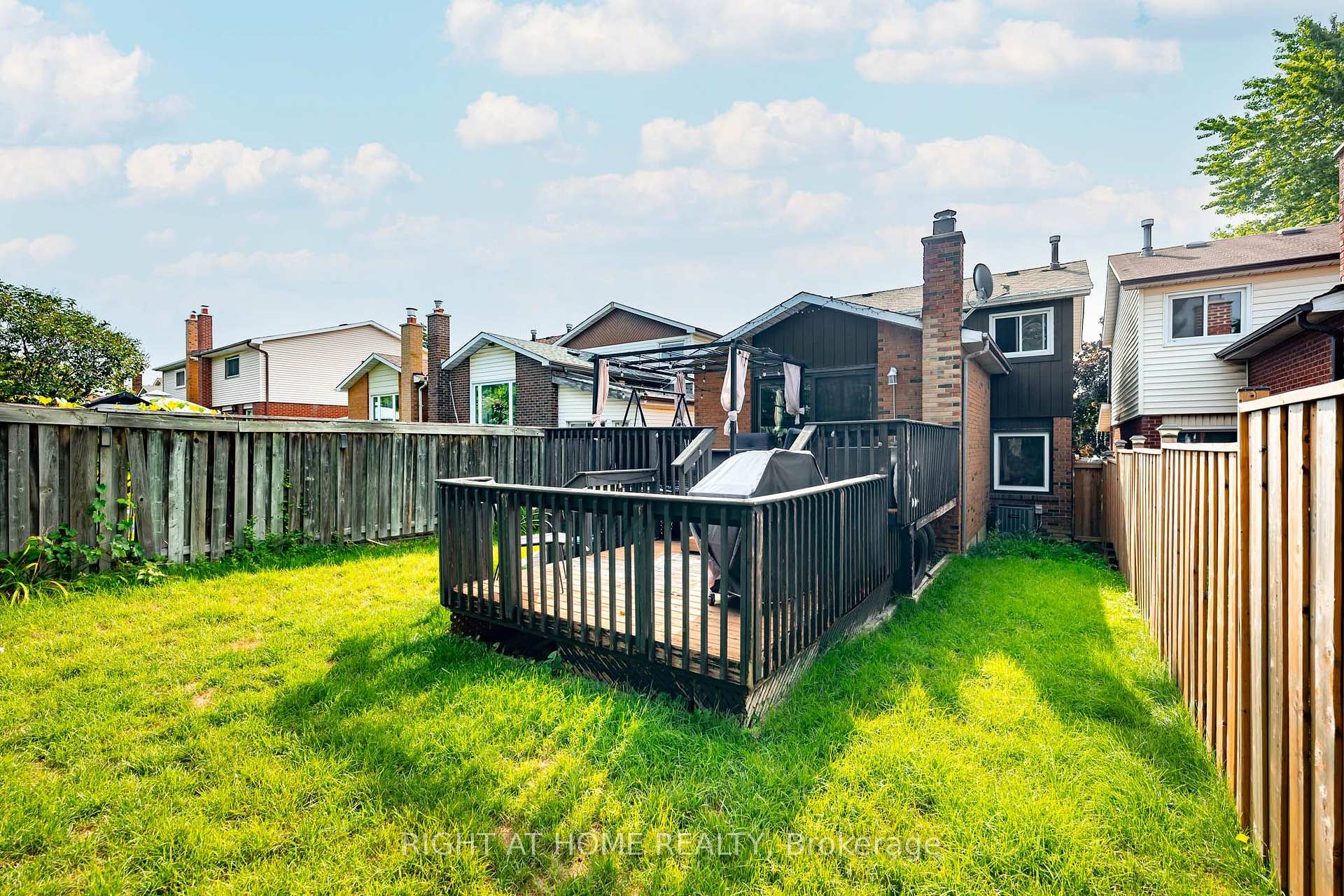 Photo 41 of 136 Elderwood Place, Brampton, Brampton North — HOMEH