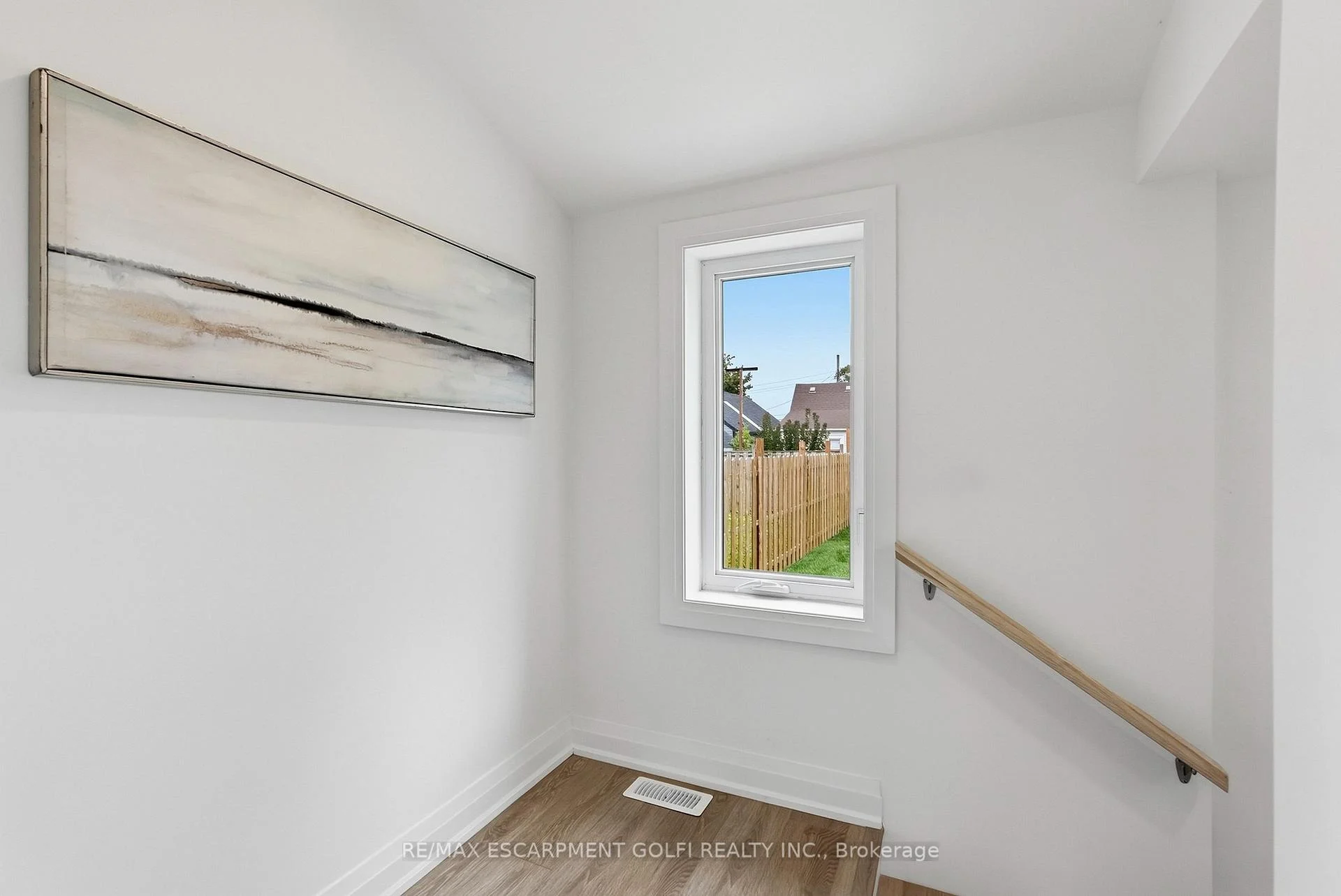Photo 27 of 19 Vansitmart Avenue, Hamilton, Homeside — HOMEH