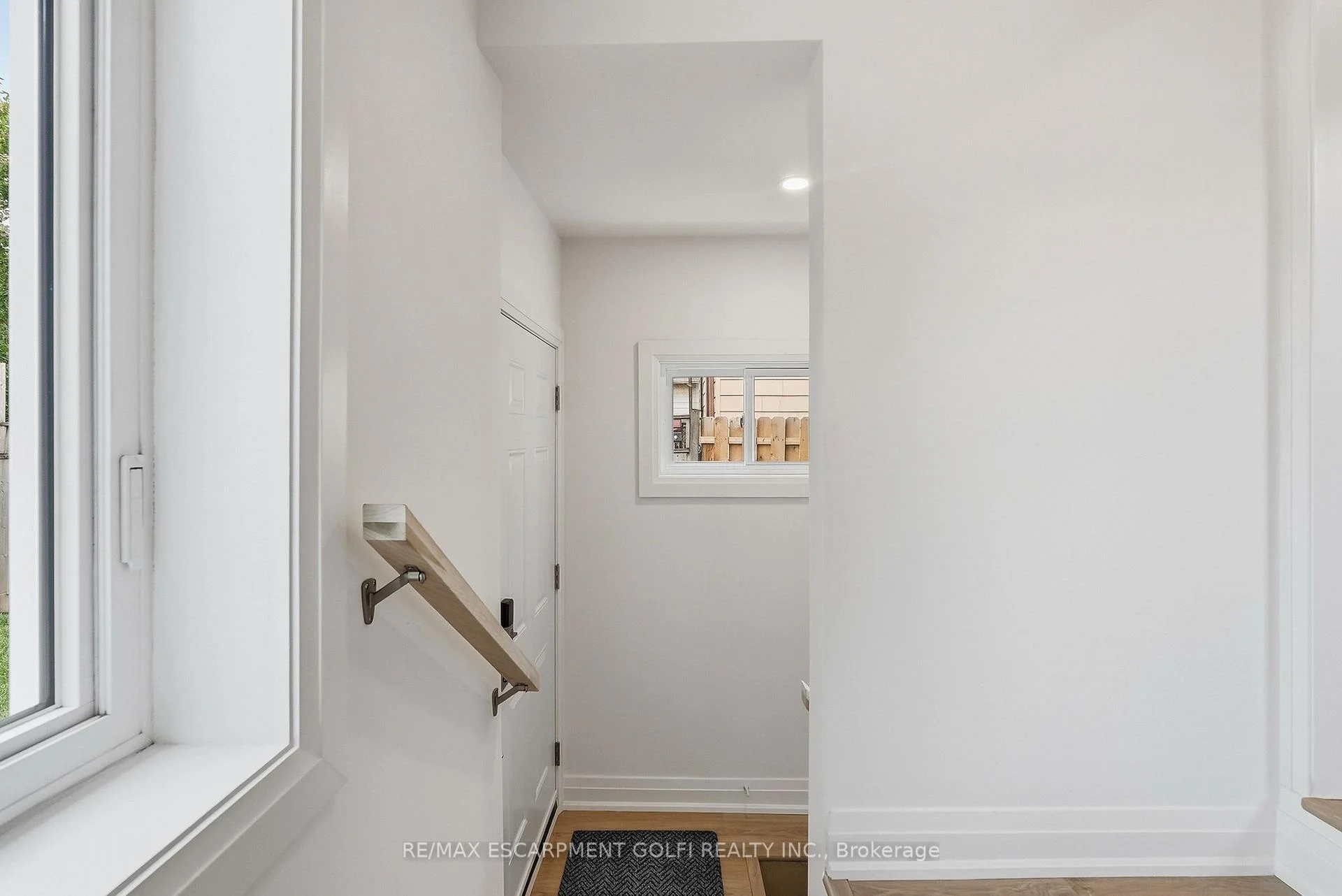 Photo 28 of 19 Vansitmart Avenue, Hamilton, Homeside — HOMEH