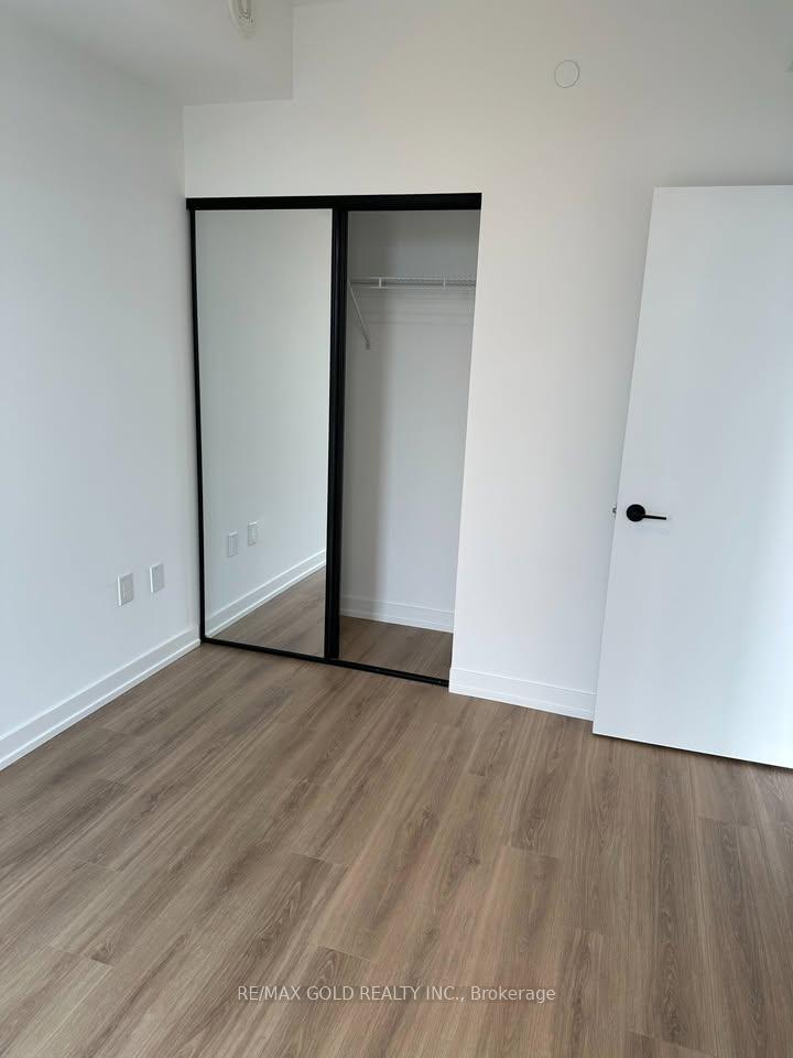 Photo 3 of Unit 314, 10 Lagerfeld Drive, Brampton, Northwest Brampton — HOMEH