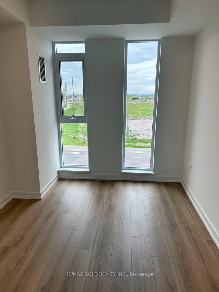 Photo 8 of Unit 314, 10 Lagerfeld Drive, Brampton, Northwest Brampton — HOMEH