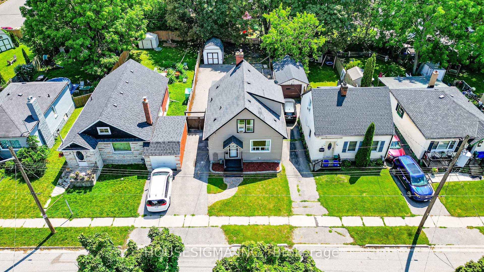 Photo 3 of 93 Brock Street W, Oshawa, O'Neill — HOMEH