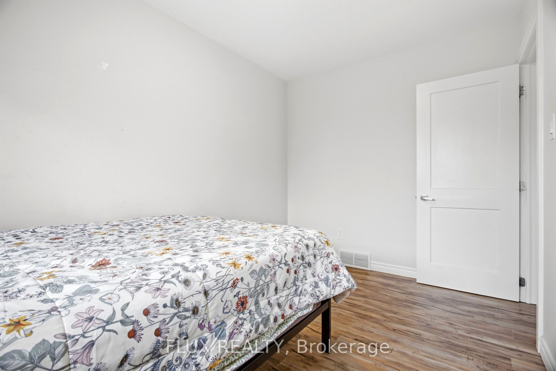 Photo 30 of 10 Jean Avenue, Kitchener, Centreville Chicopee — HOMEH