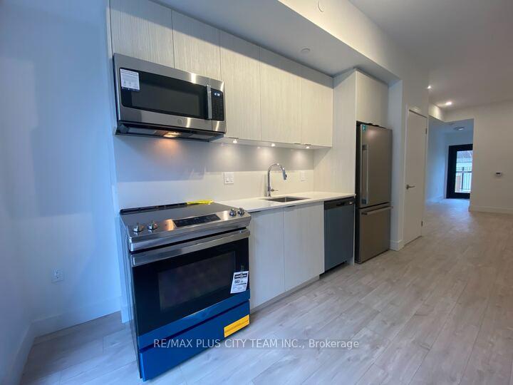 Photo 7 of Unit BlkB #9, 178 Clonmore Drive, Scarborough, Birchcliffe-Cliffside — HOMEH