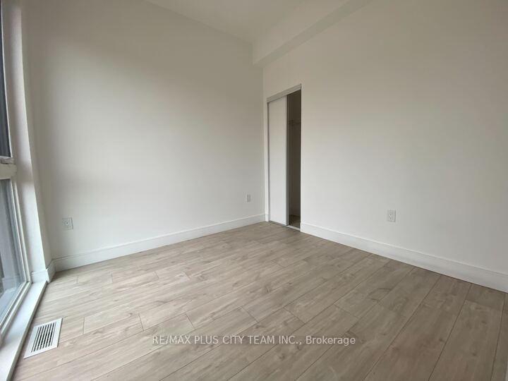 Photo 11 of Unit BlkB #9, 178 Clonmore Drive, Scarborough, Birchcliffe-Cliffside — HOMEH