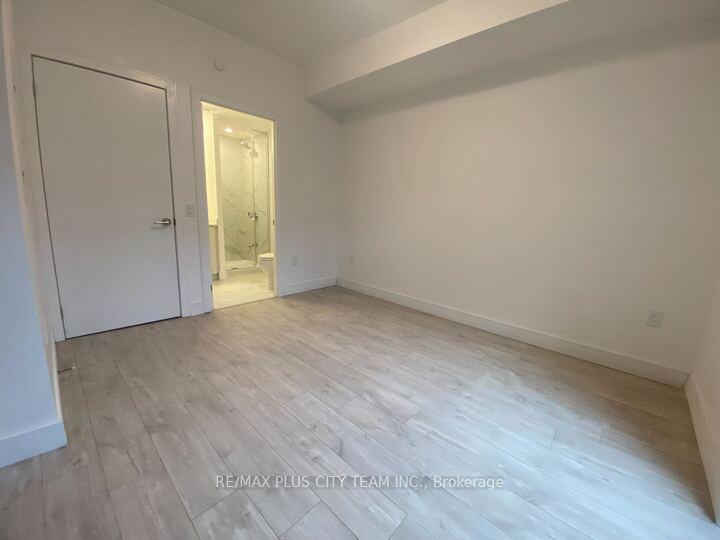 Photo 16 of Unit BlkB #9, 178 Clonmore Drive, Scarborough, Birchcliffe-Cliffside — HOMEH