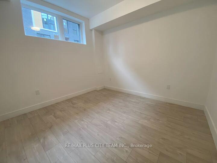 Photo 19 of Unit BlkB #9, 178 Clonmore Drive, Scarborough, Birchcliffe-Cliffside — HOMEH