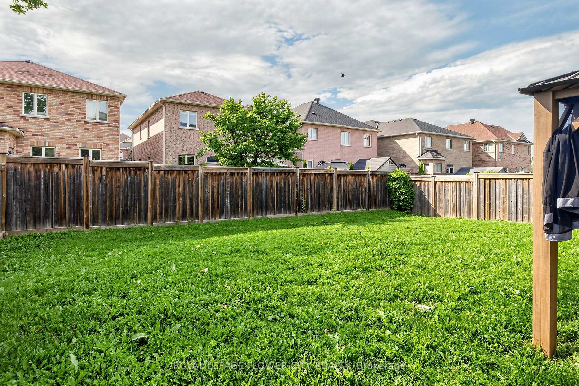 Photo 46 of 5 Decorso Drive, Brampton, Bram East — HOMEH