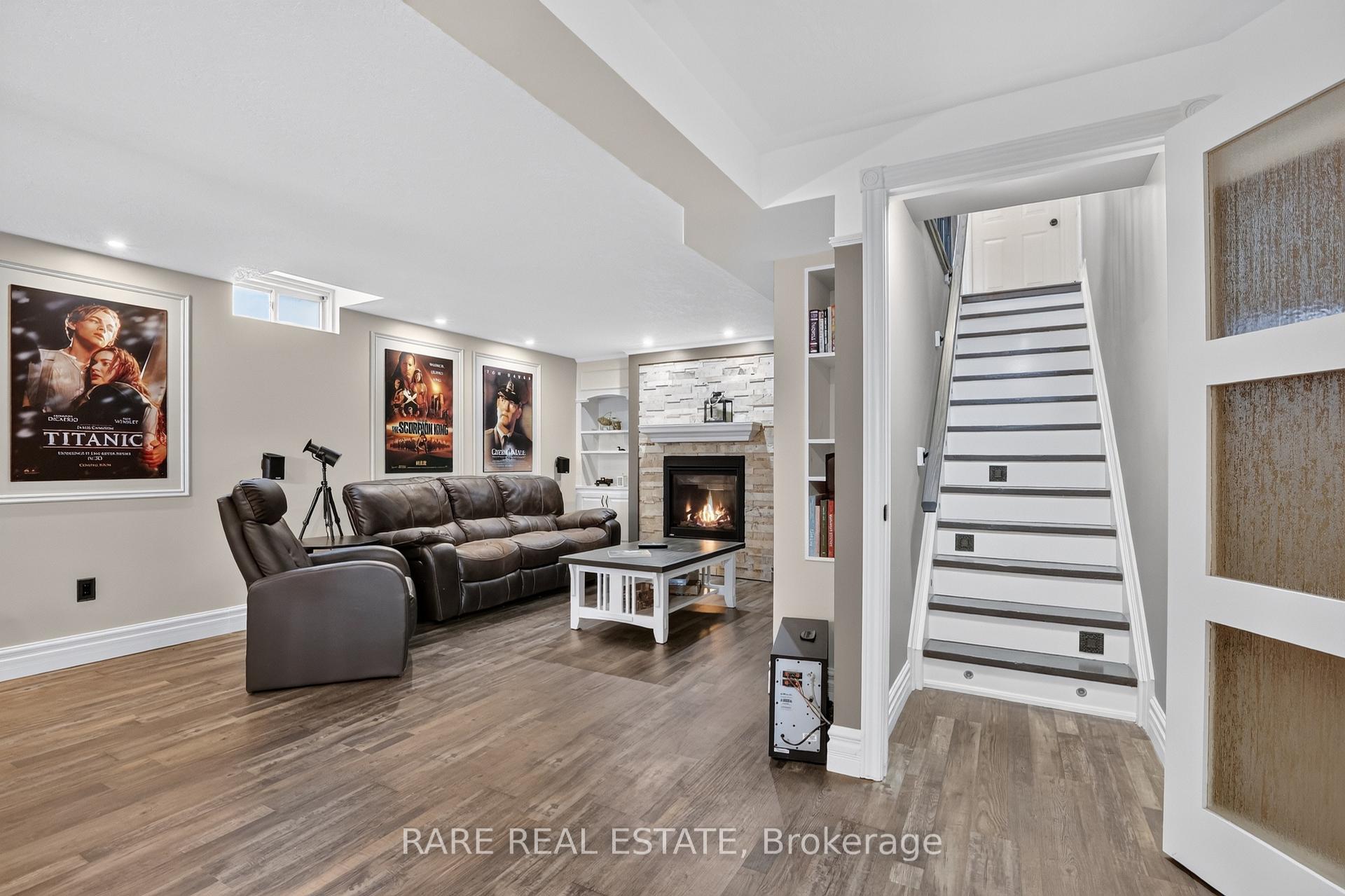 Photo 24 of 1929 Romina Court, Innisfil, Alcona — HOMEH