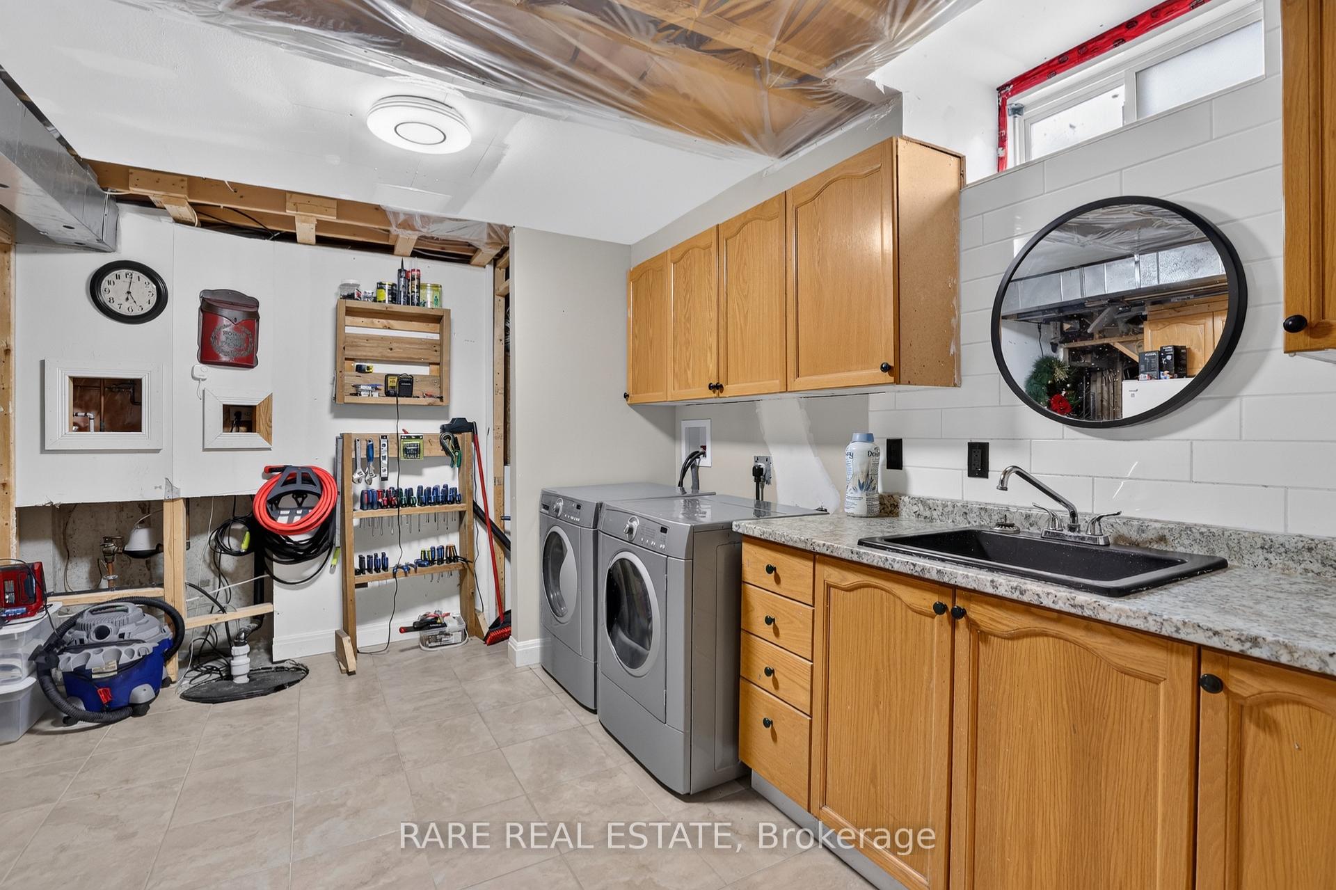 Photo 34 of 1929 Romina Court, Innisfil, Alcona — HOMEH