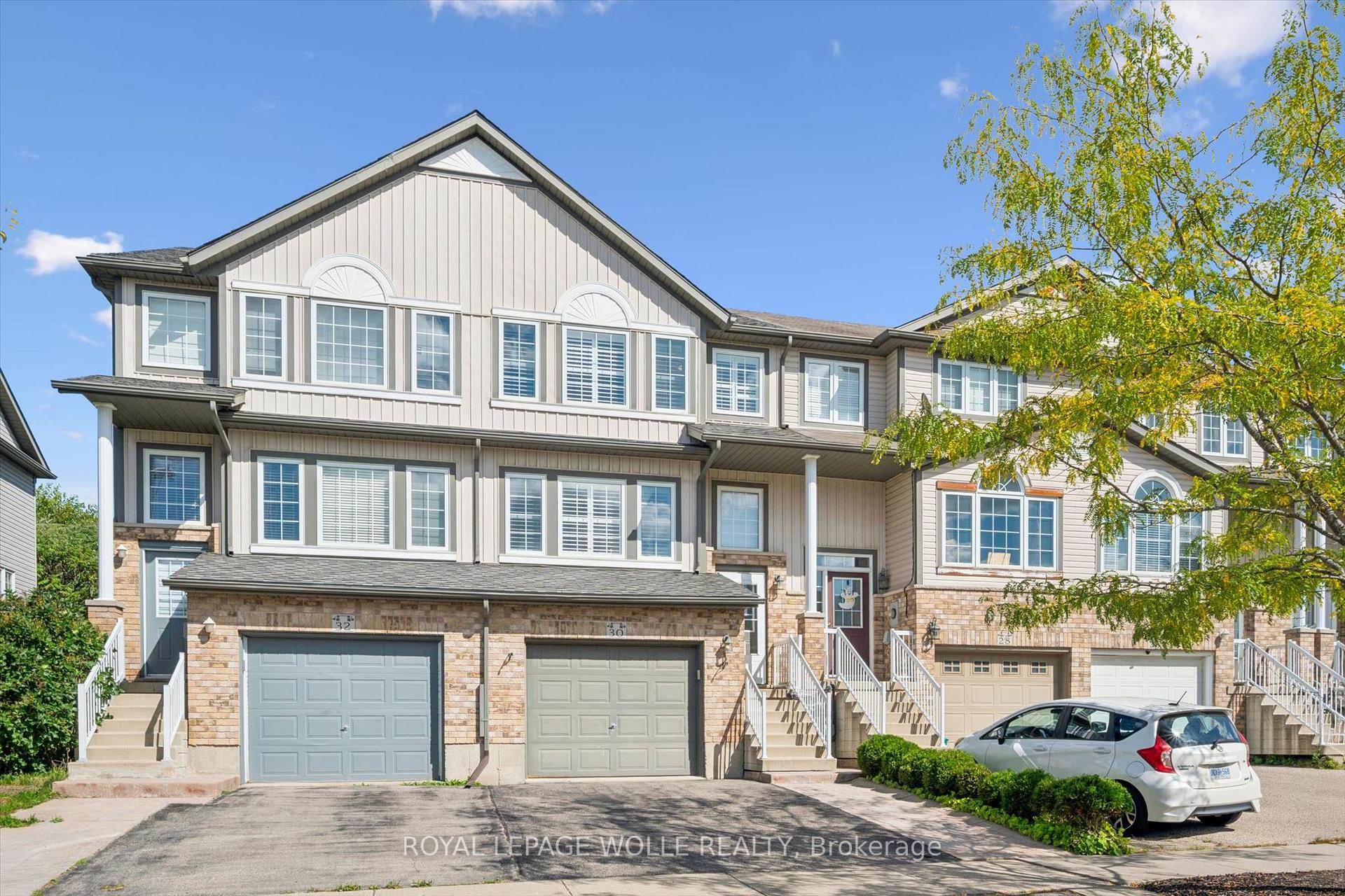 Photo 3 of 30 Madeleine Street, Kitchener, Huron Park — HOMEH