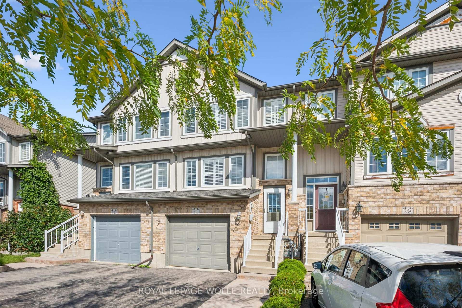 Photo 4 of 30 Madeleine Street, Kitchener, Huron Park — HOMEH