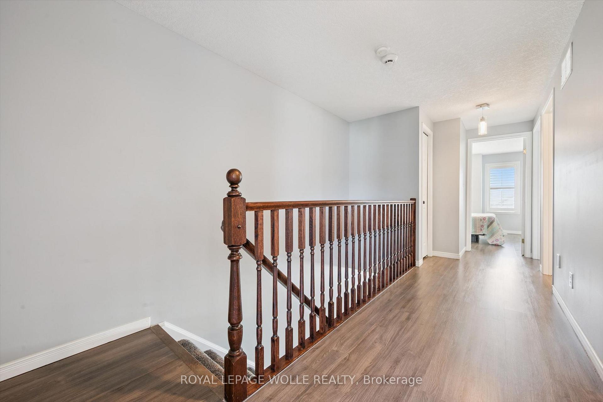 Photo 18 of 30 Madeleine Street, Kitchener, Huron Park — HOMEH