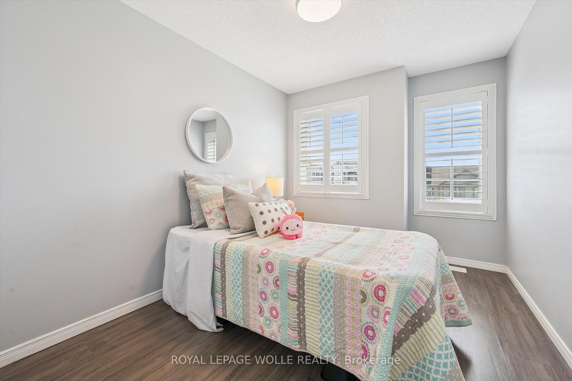 Photo 19 of 30 Madeleine Street, Kitchener, Huron Park — HOMEH