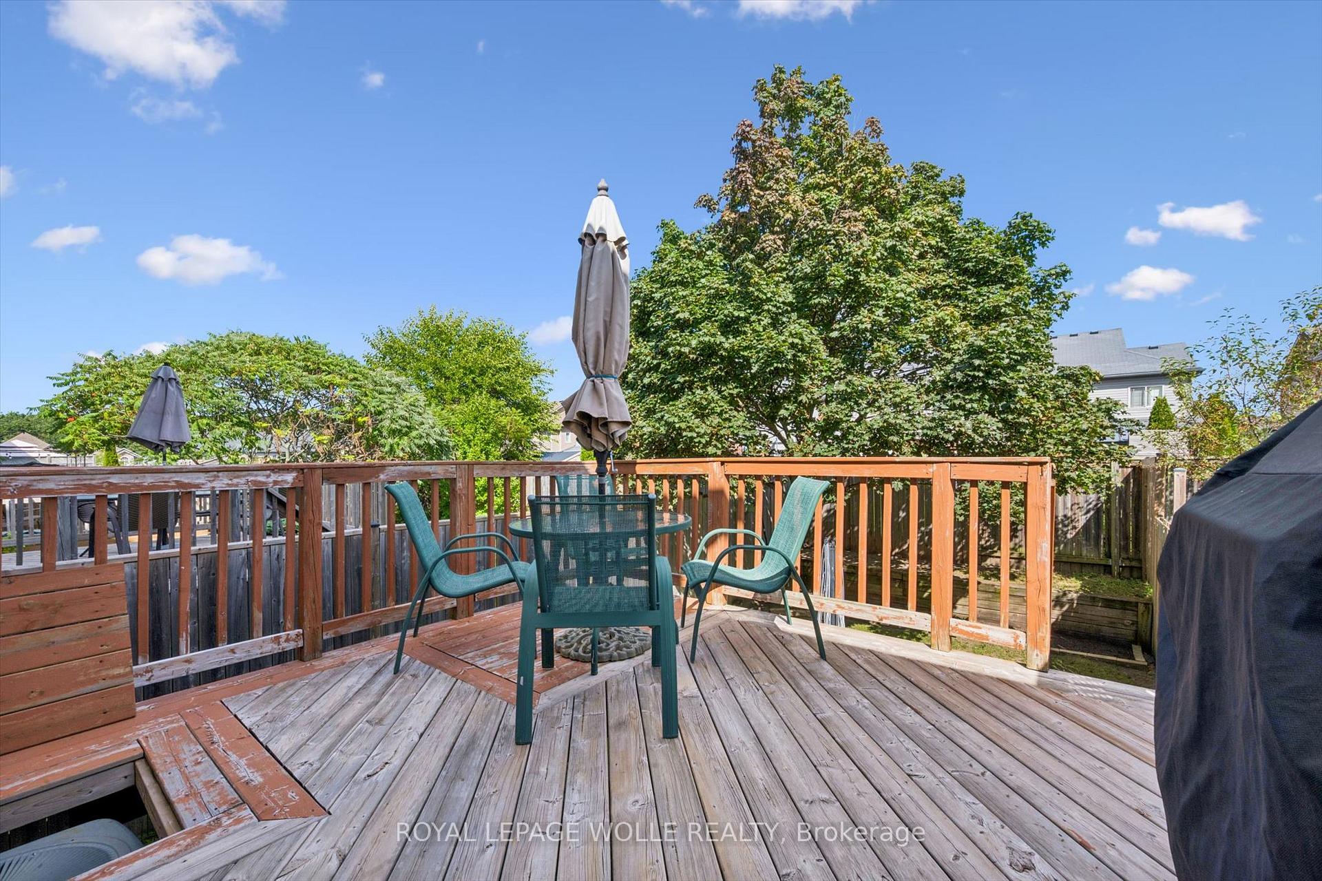 Photo 33 of 30 Madeleine Street, Kitchener, Huron Park — HOMEH