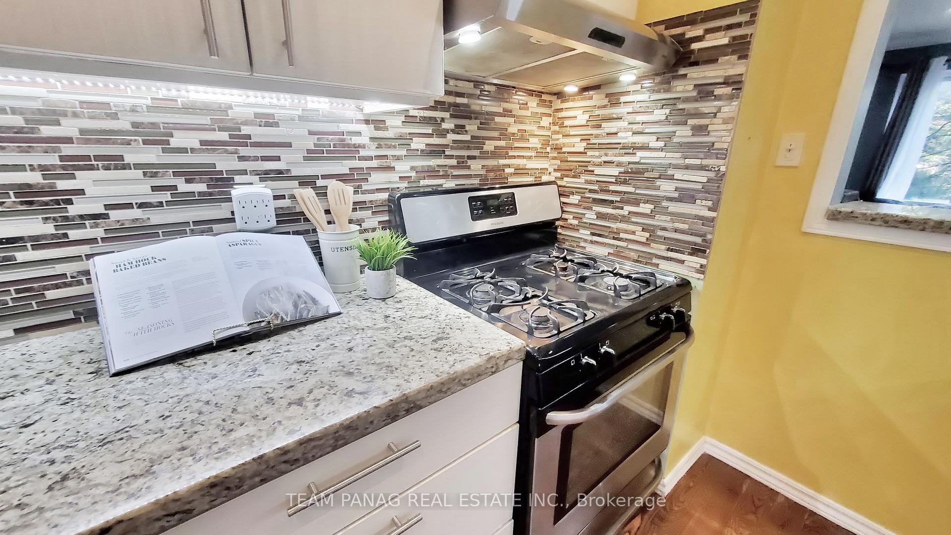 Photo 17 of Unit 18, 18 Carleton Place, Brampton, Bramalea West Industrial — HOMEH