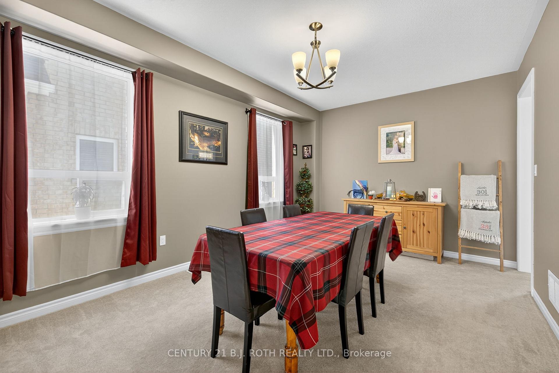 Photo 32 of 50 Bramsey Street, Georgina, Sutton & Jackson's Point — HOMEH