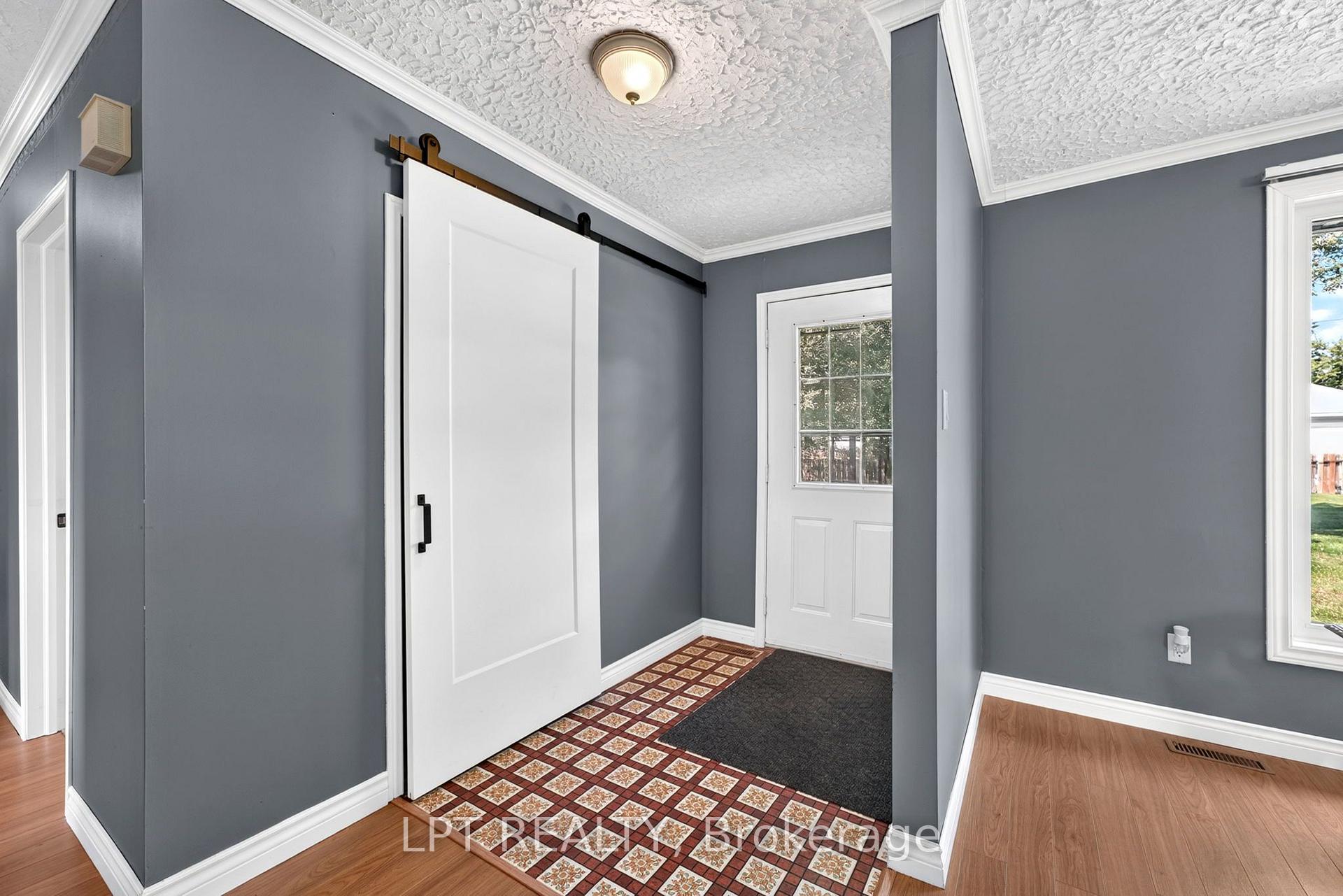 Photo 7 of 263 Richmond Street, North Middlesex, Parkhill — HOMEH