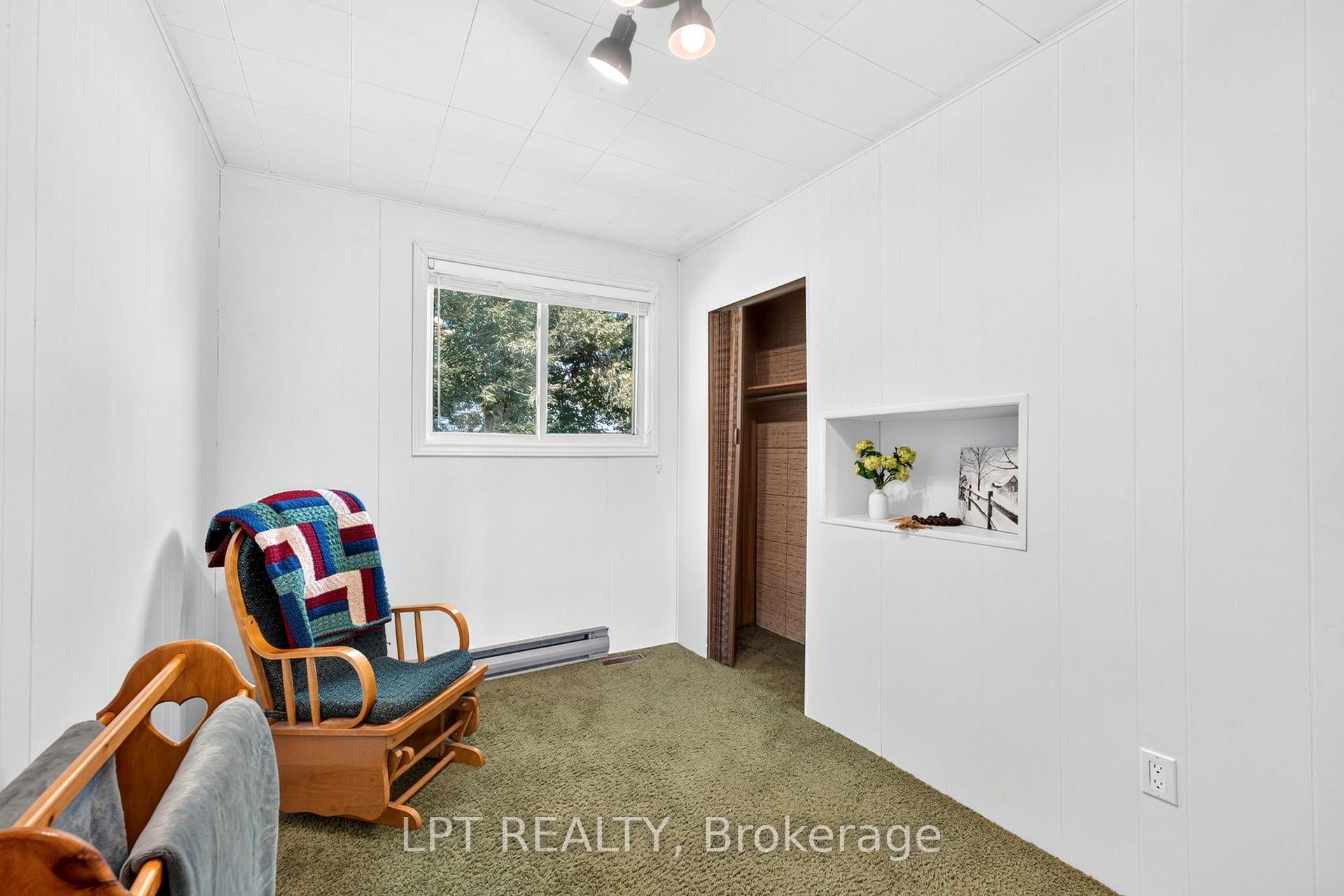 Photo 15 of 263 Richmond Street, North Middlesex, Parkhill — HOMEH
