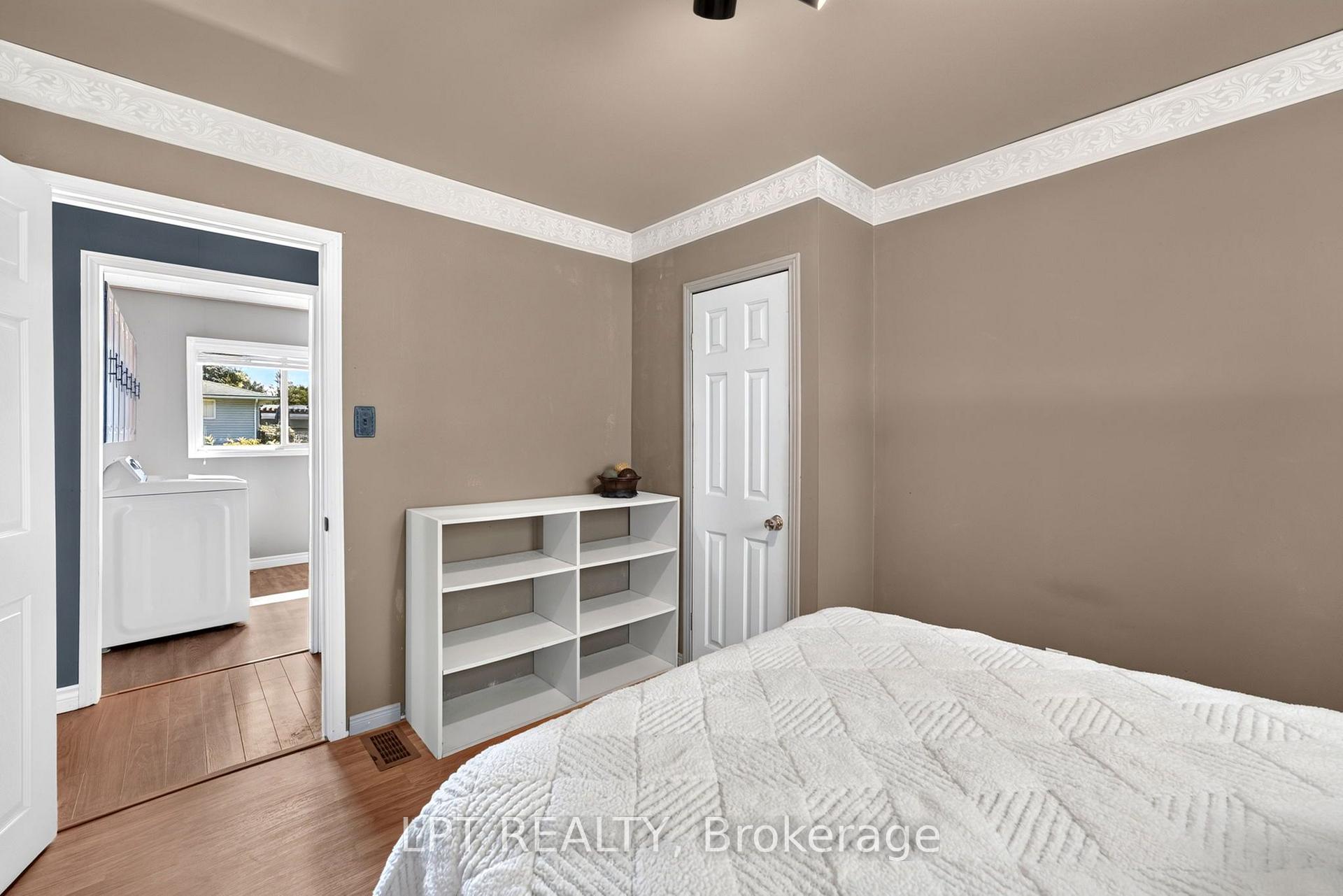 Photo 20 of 263 Richmond Street, North Middlesex, Parkhill — HOMEH