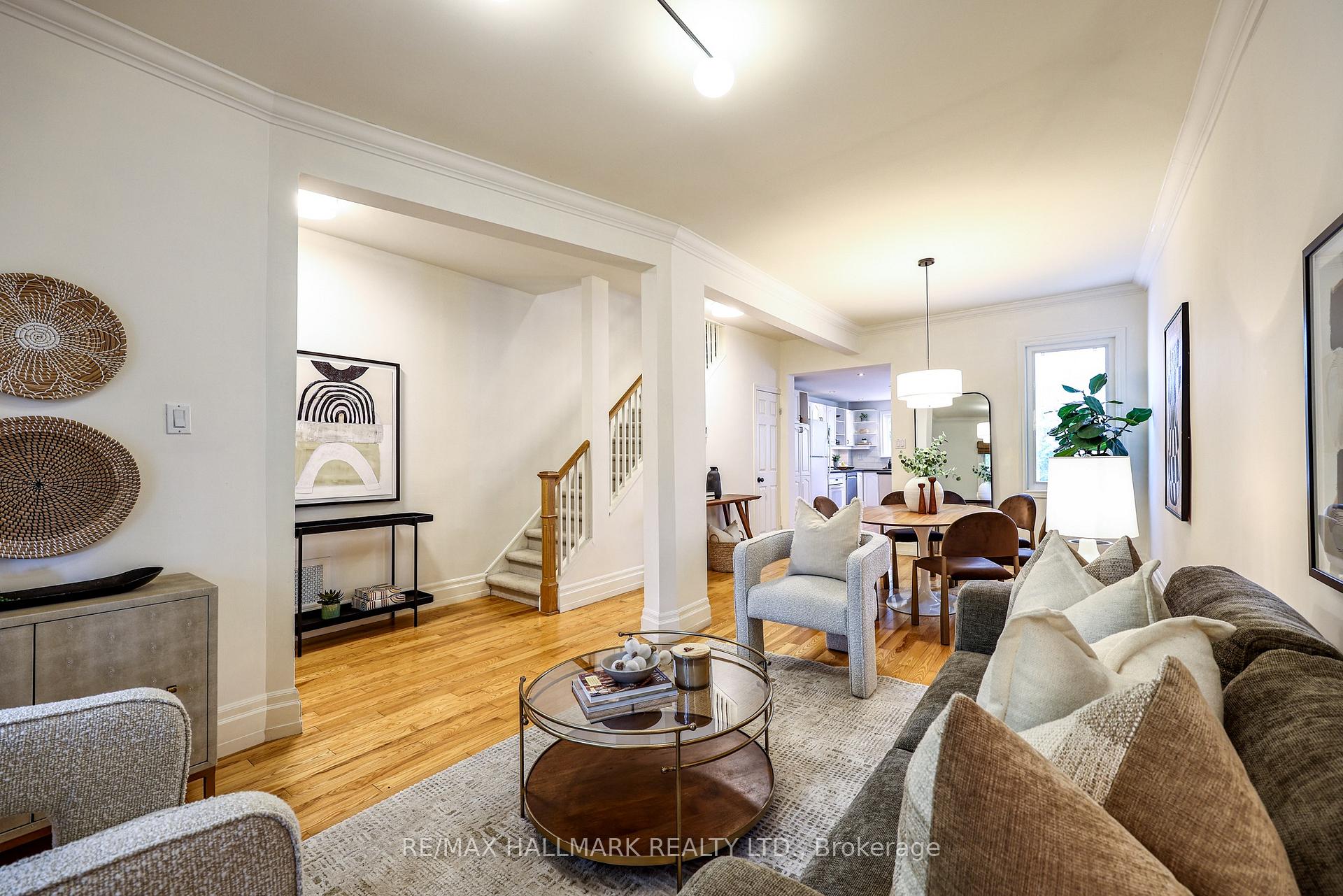 Photo 15 of 206 Yarmouth Road, Toronto, Dovercourt-Wallace Emerson-Junction — HOMEH