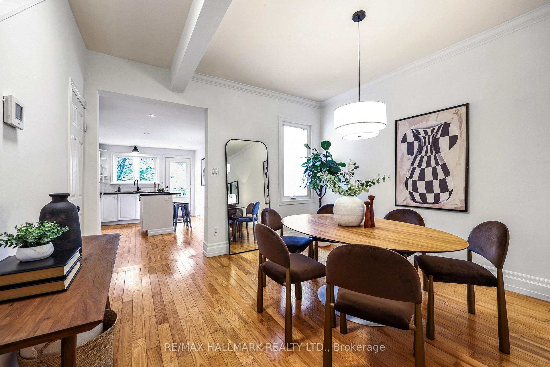 Photo 20 of 206 Yarmouth Road, Toronto, Dovercourt-Wallace Emerson-Junction — HOMEH