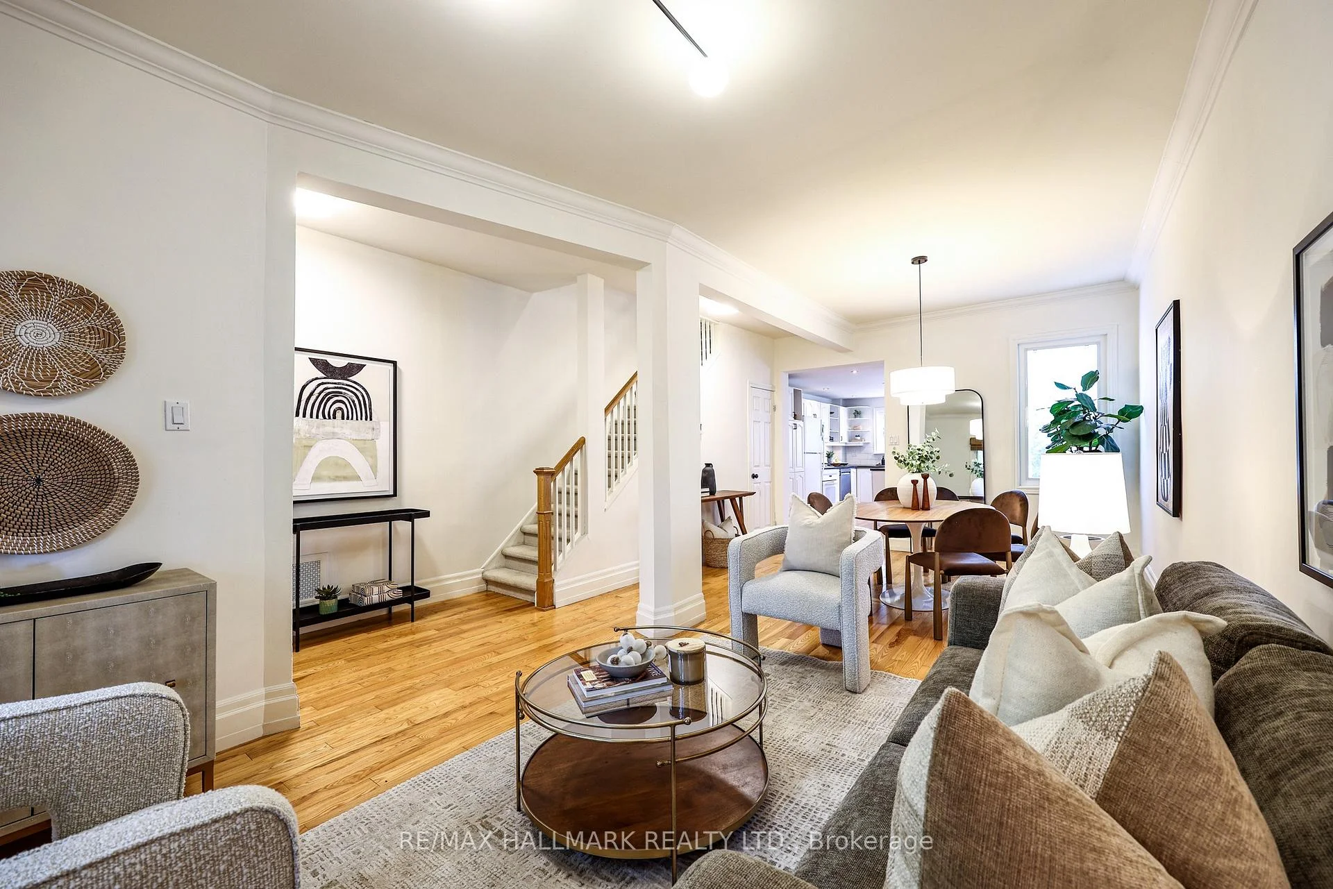 Photo 9 of 206 Yarmouth Road, Toronto, Dovercourt-Wallace Emerson-Junction — HOMEH