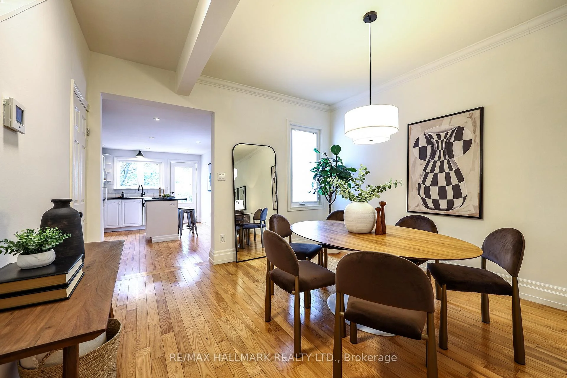 Photo 13 of 206 Yarmouth Road, Toronto, Dovercourt-Wallace Emerson-Junction — HOMEH