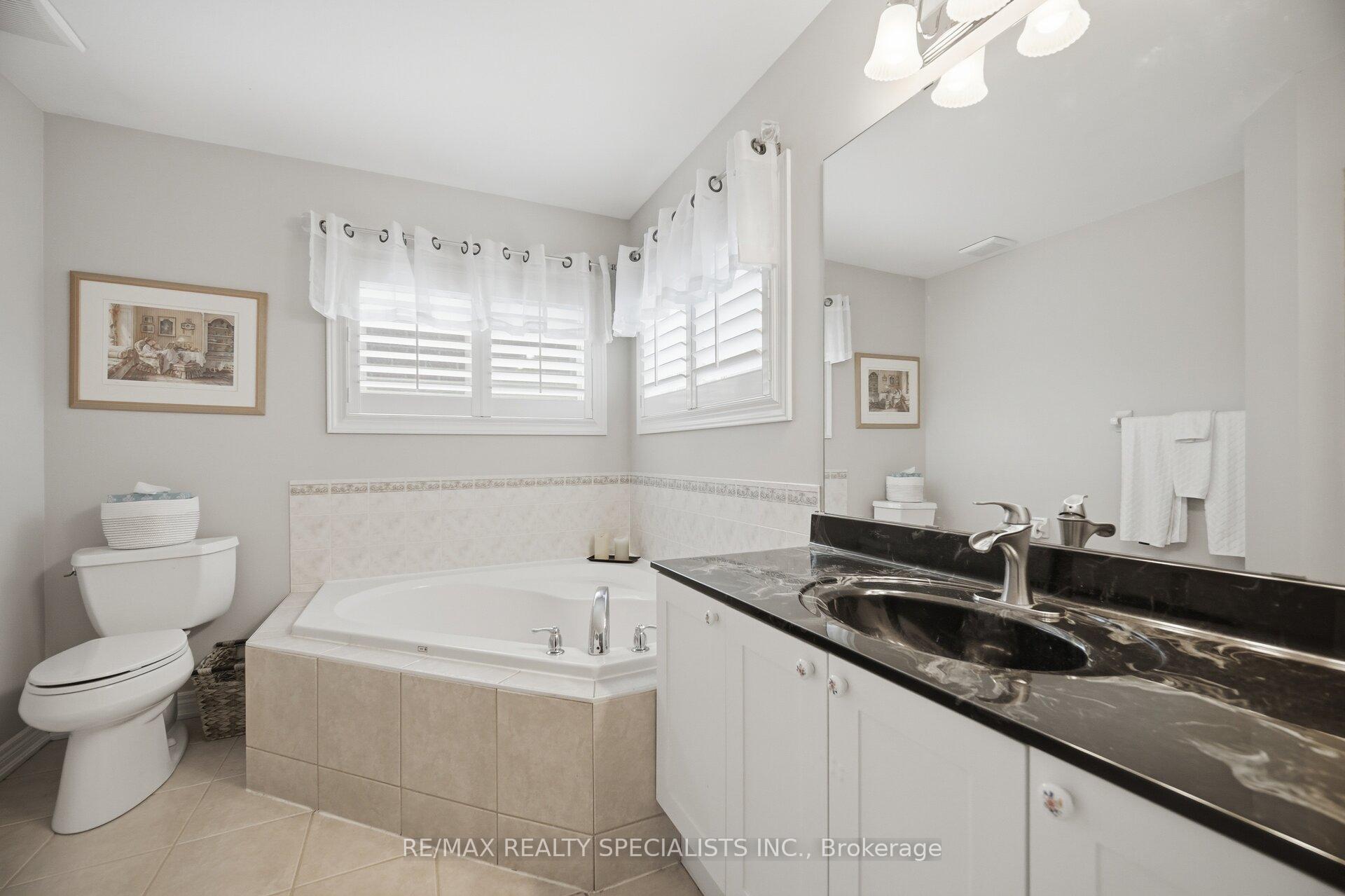 Photo 17 of 187 Cooke Crescent, Milton, Dempsey — HOMEH
