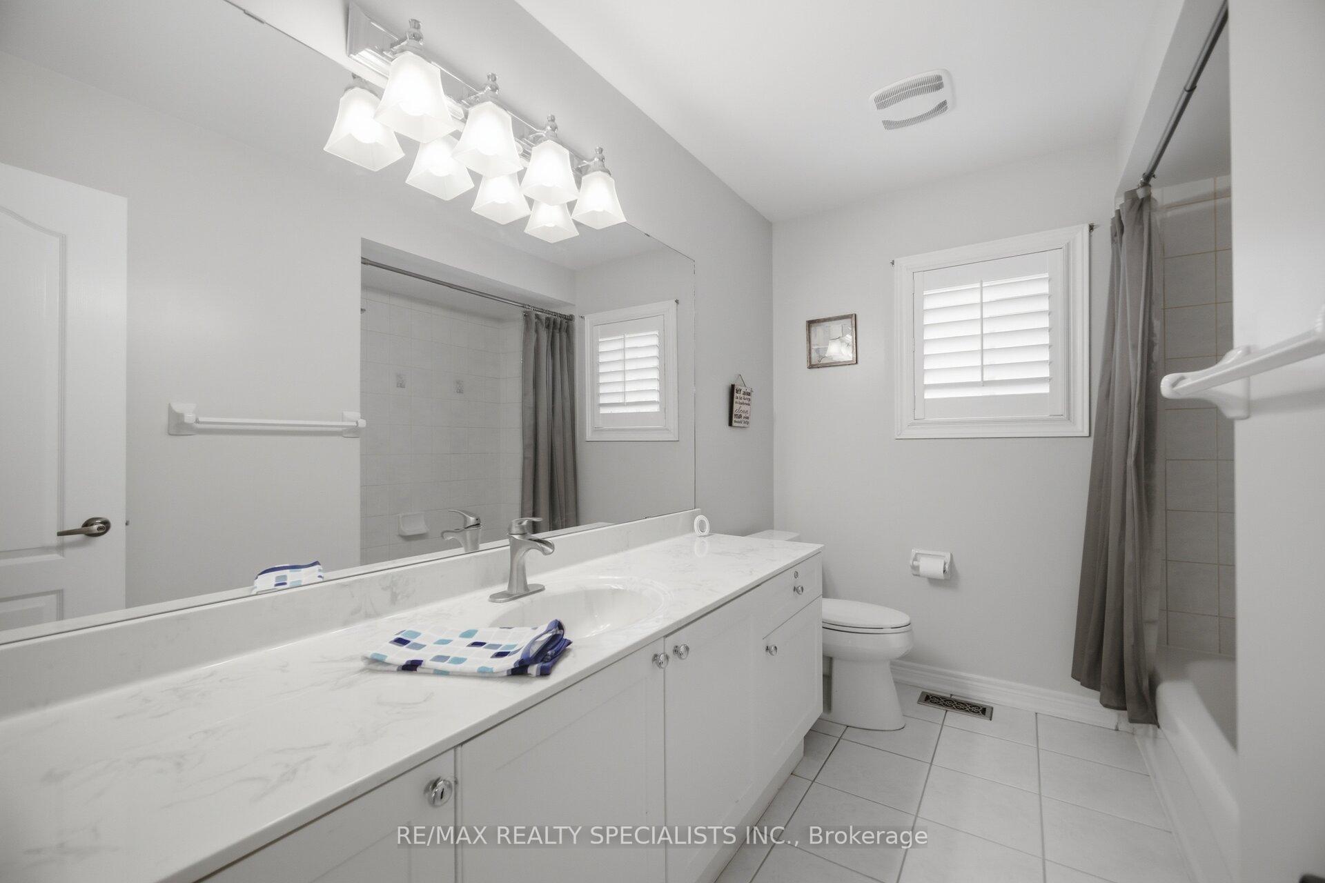 Photo 18 of 187 Cooke Crescent, Milton, Dempsey — HOMEH