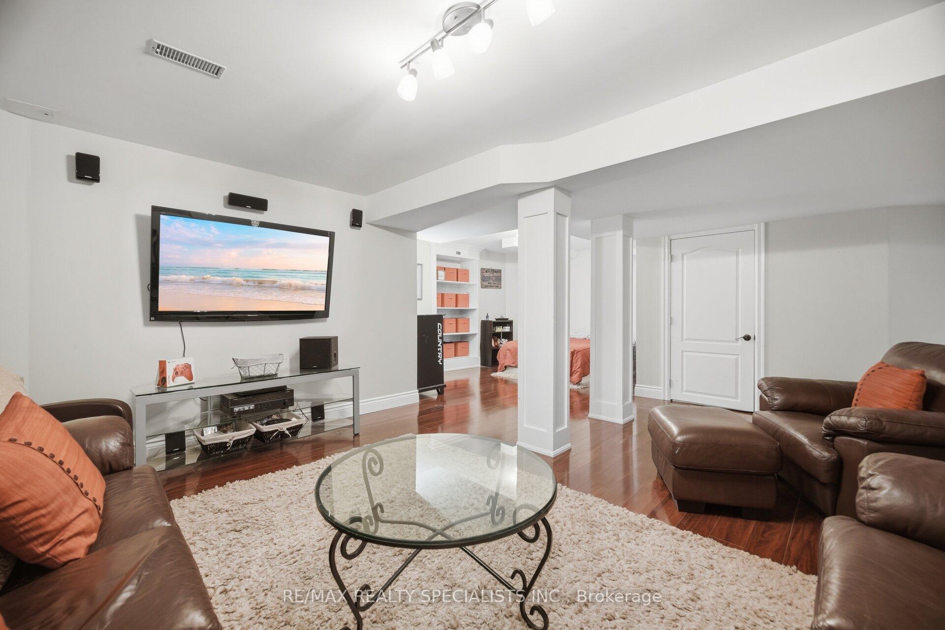 Photo 21 of 187 Cooke Crescent, Milton, Dempsey — HOMEH