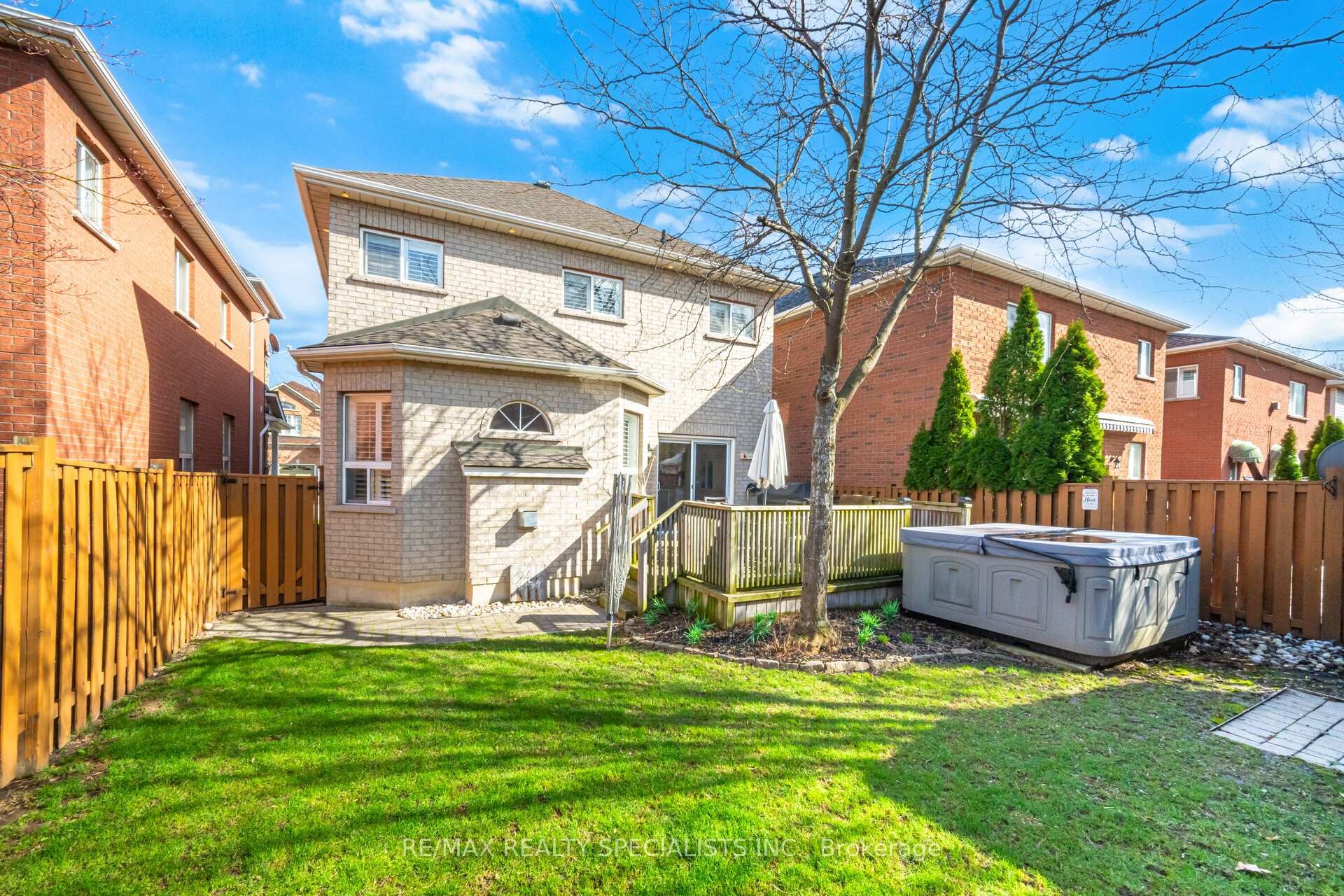 Photo 25 of 187 Cooke Crescent, Milton, Dempsey — HOMEH