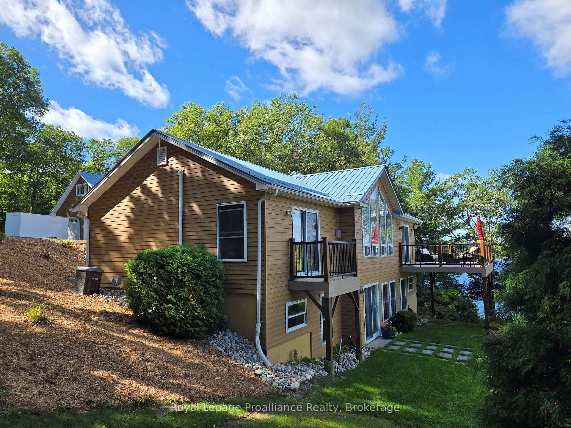 Photo 11 of 1214 Big Gull Lane, Central Frontenac, Frontenac Centre — HOMEH