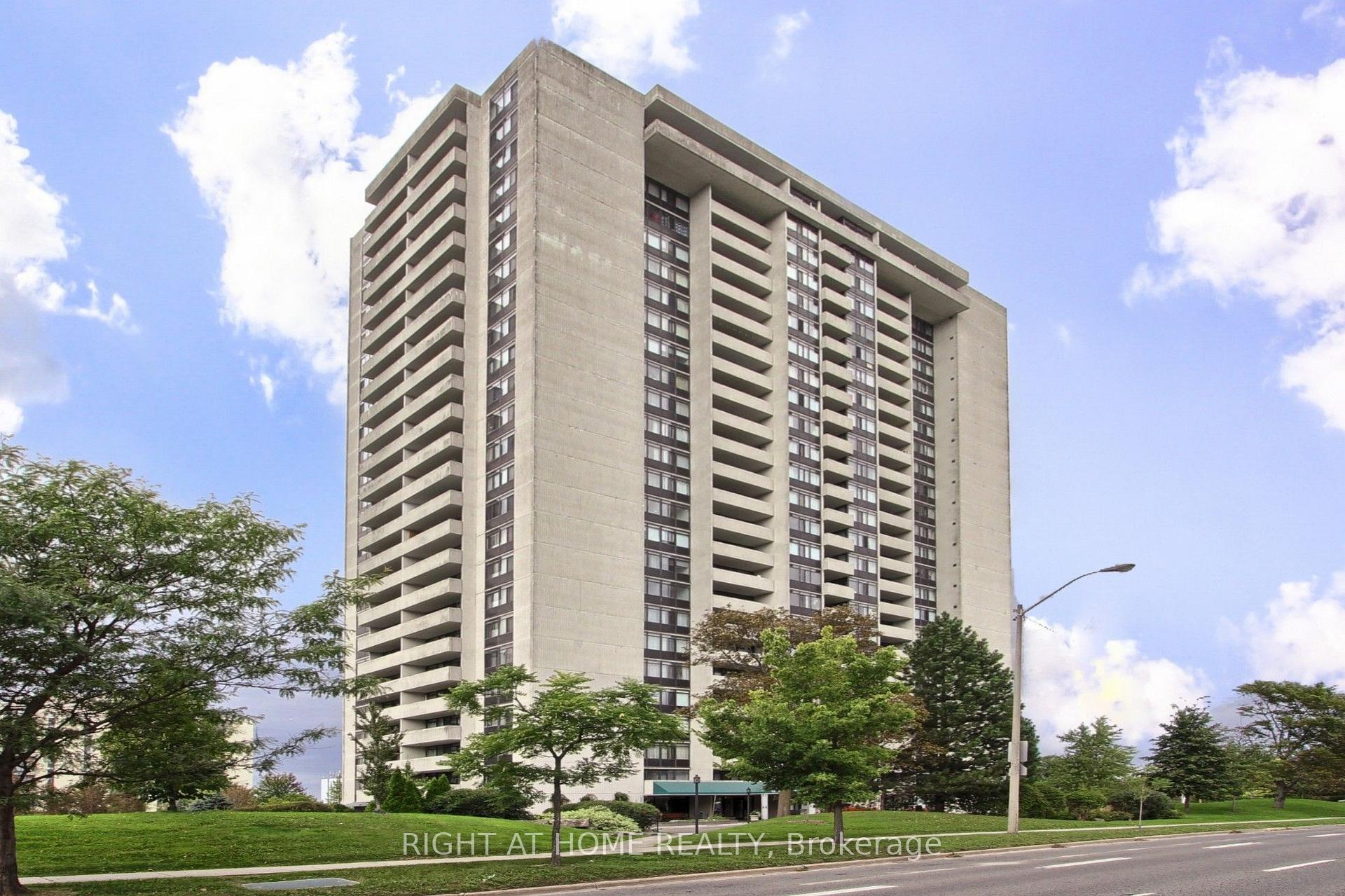 Photo of Unit 1006, 3300 Don Mills Road