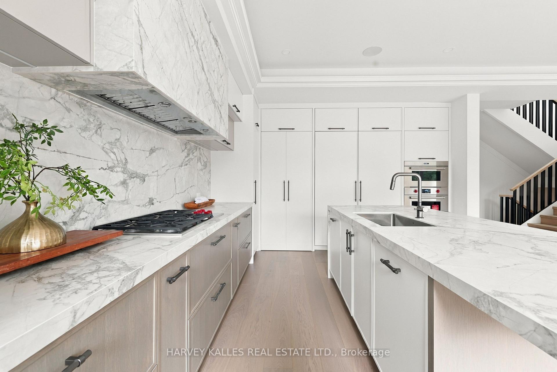 Photo 20 of 59 Burncrest Drive, Toronto, Bedford Park-Nortown — HOMEH