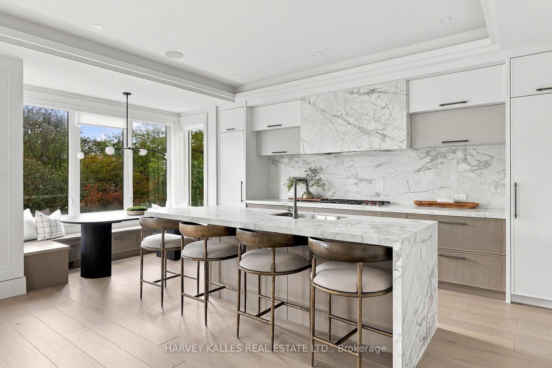 Photo 24 of 59 Burncrest Drive, Toronto, Bedford Park-Nortown — HOMEH