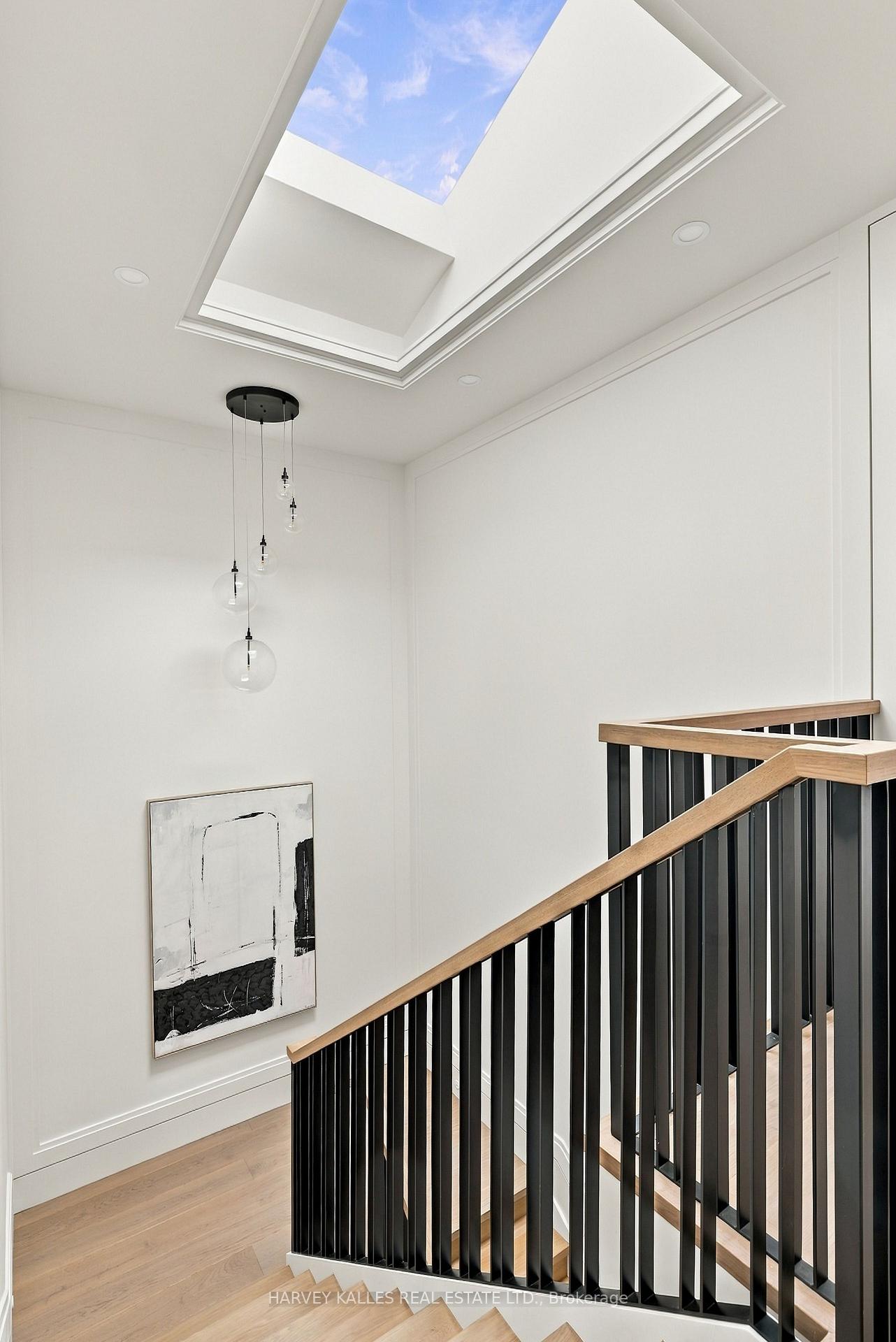 Photo 30 of 59 Burncrest Drive, Toronto, Bedford Park-Nortown — HOMEH