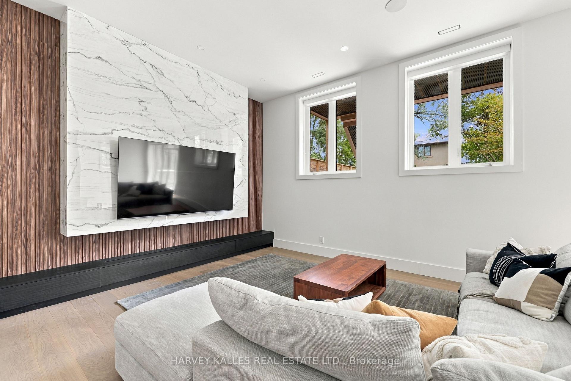Photo 43 of 59 Burncrest Drive, Toronto, Bedford Park-Nortown — HOMEH