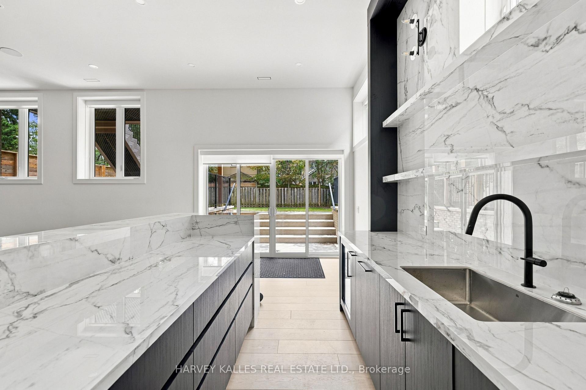 Photo 45 of 59 Burncrest Drive, Toronto, Bedford Park-Nortown — HOMEH