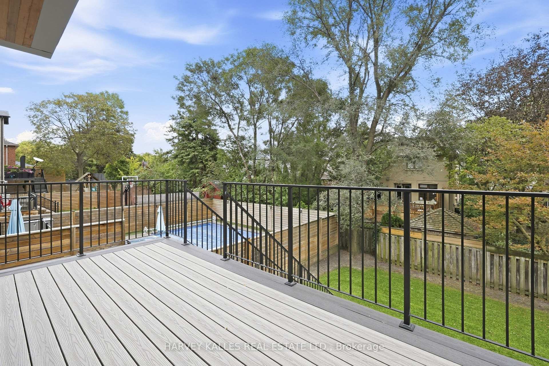 Photo 49 of 59 Burncrest Drive, Toronto, Bedford Park-Nortown — HOMEH