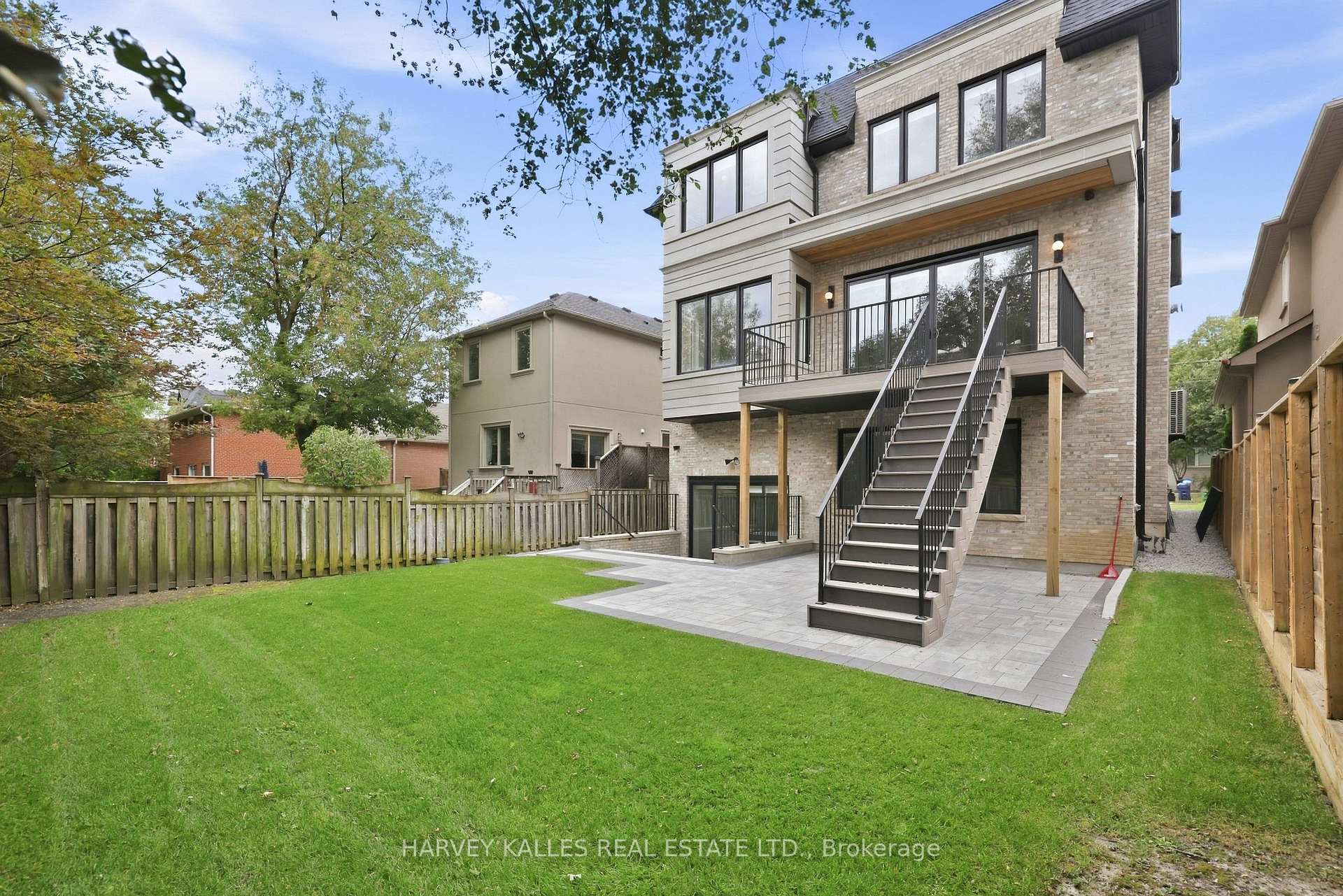 Photo 51 of 59 Burncrest Drive, Toronto, Bedford Park-Nortown — HOMEH