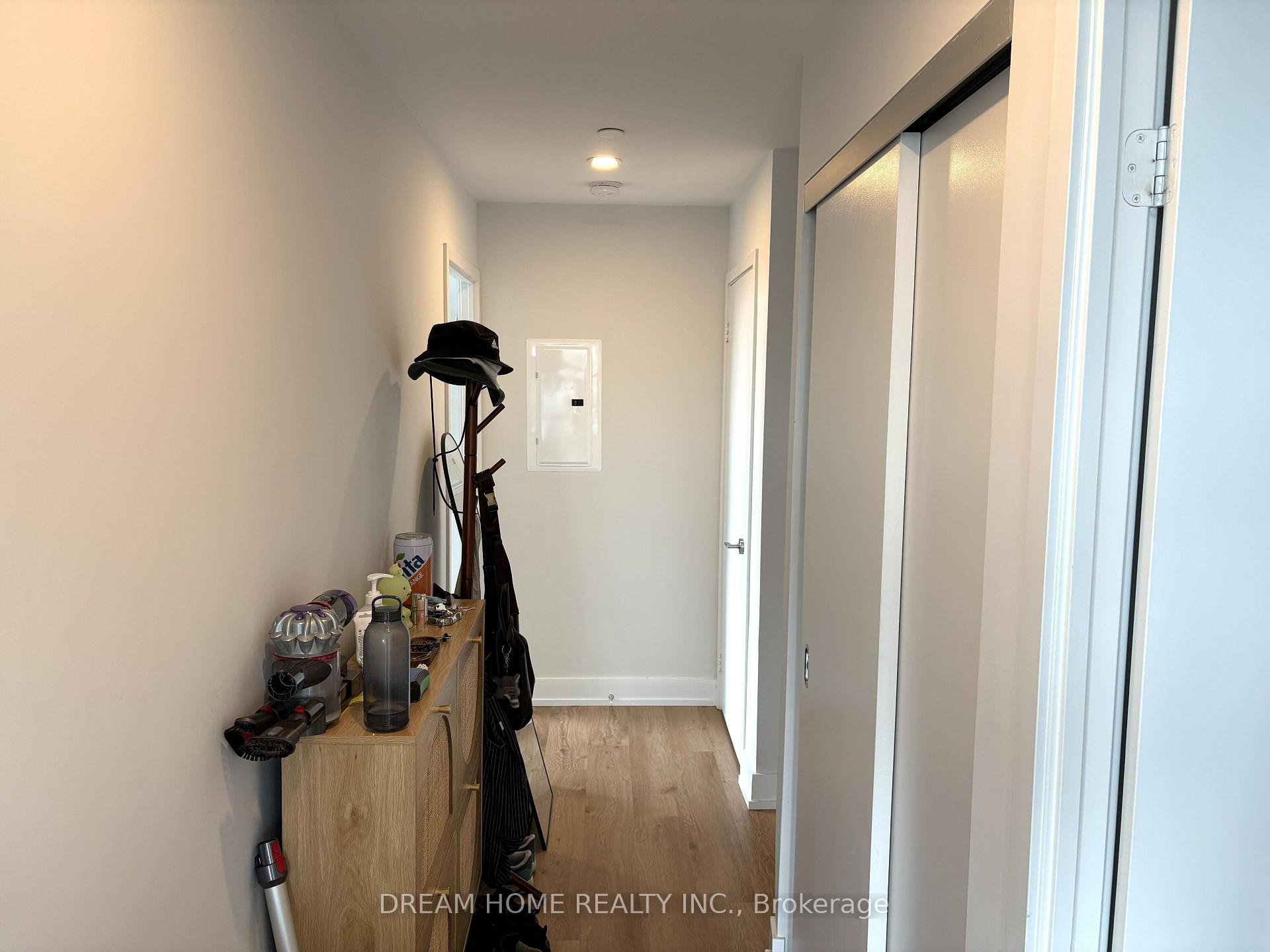 Photo 2 of Unit 3204, 75 St Nicholas Street, Toronto, Bay Street Corridor — HOMEH