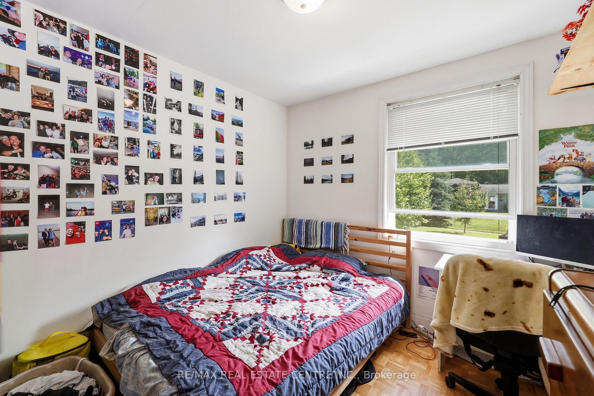Photo 14 of 122 Greenbrier Drive, Waterloo, Lakeshore Village — HOMEH