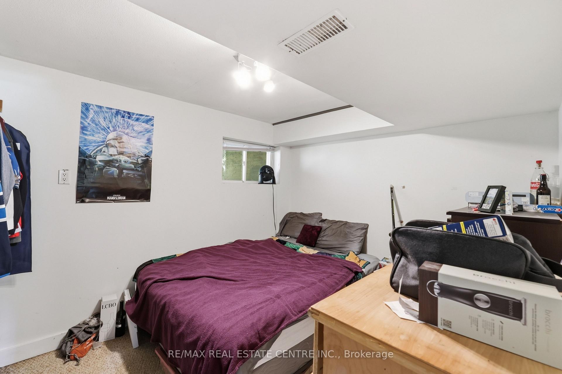 Photo 20 of 122 Greenbrier Drive, Waterloo, Lakeshore Village — HOMEH