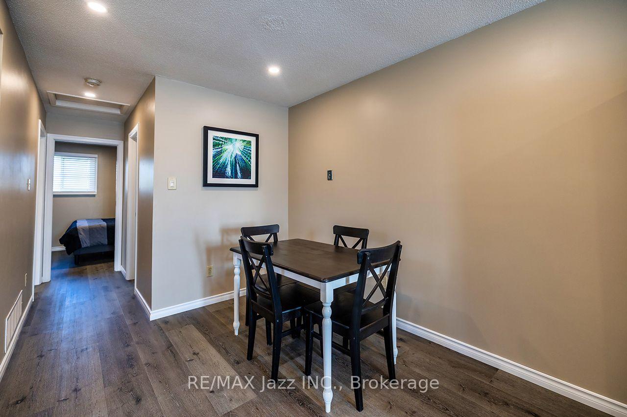 Photo 24 of 260 Lakeview Park Avenue, Oshawa, Lakeview — HOMEH