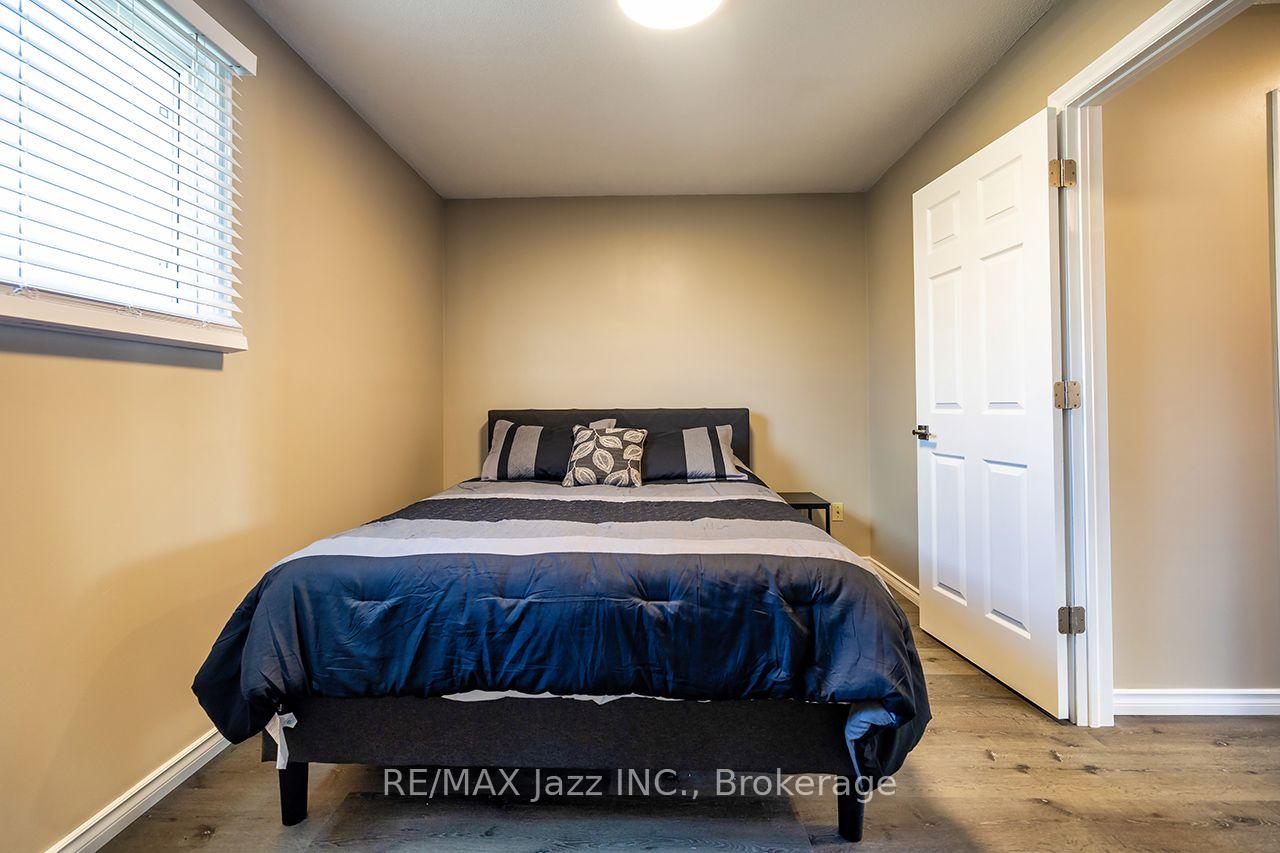 Photo 54 of 260 Lakeview Park Avenue, Oshawa, Lakeview — HOMEH