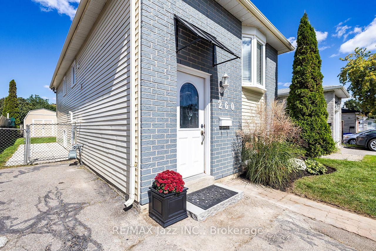 Photo 7 of 260 Lakeview Park Avenue, Oshawa, Lakeview — HOMEH