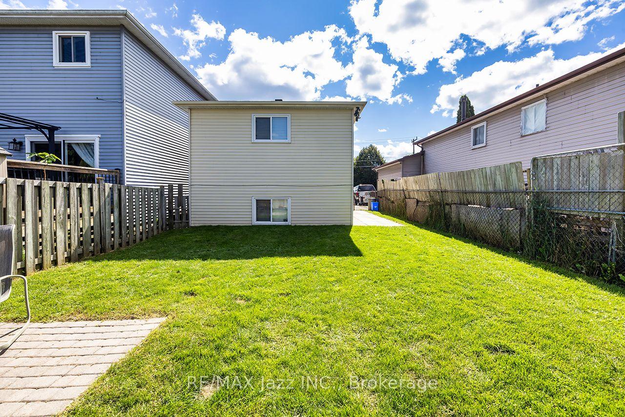 Photo 81 of 260 Lakeview Park Avenue, Oshawa, Lakeview — HOMEH