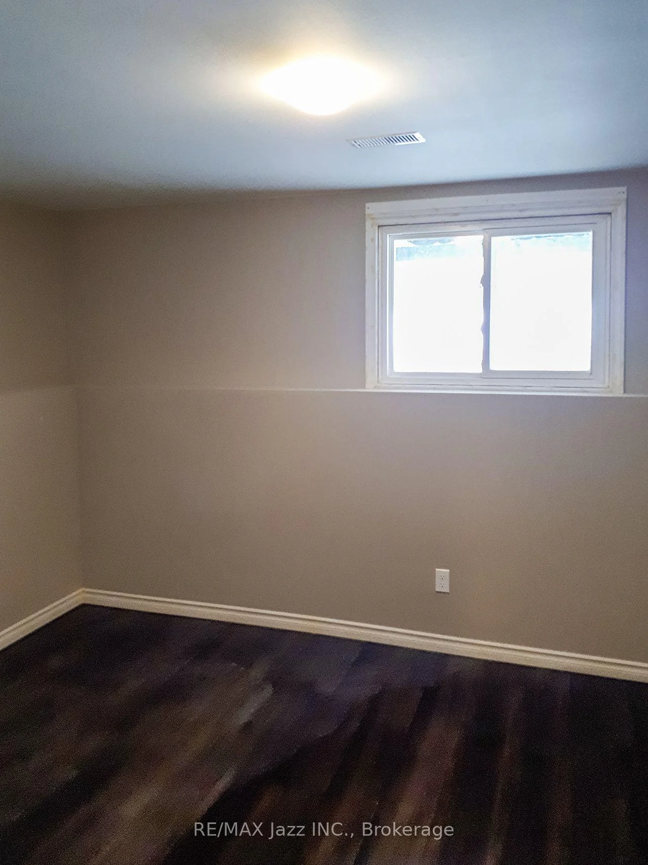 Photo 43 of 260 Lakeview Park Avenue, Oshawa, Lakeview — HOMEH